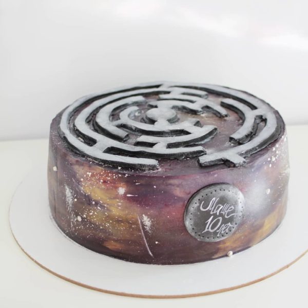 космический торт лабиринт