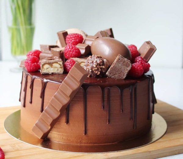Торт с шоколадками